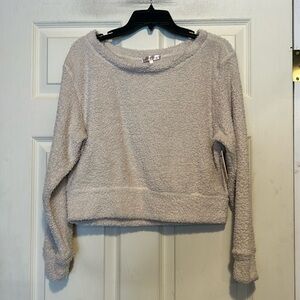 Sincerely Jules Cropped Fuzzy Top Size Medium Tan